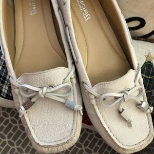 MICHAEL MICHAEL KORS, Sutton Leather Moccasin size 6 1/2